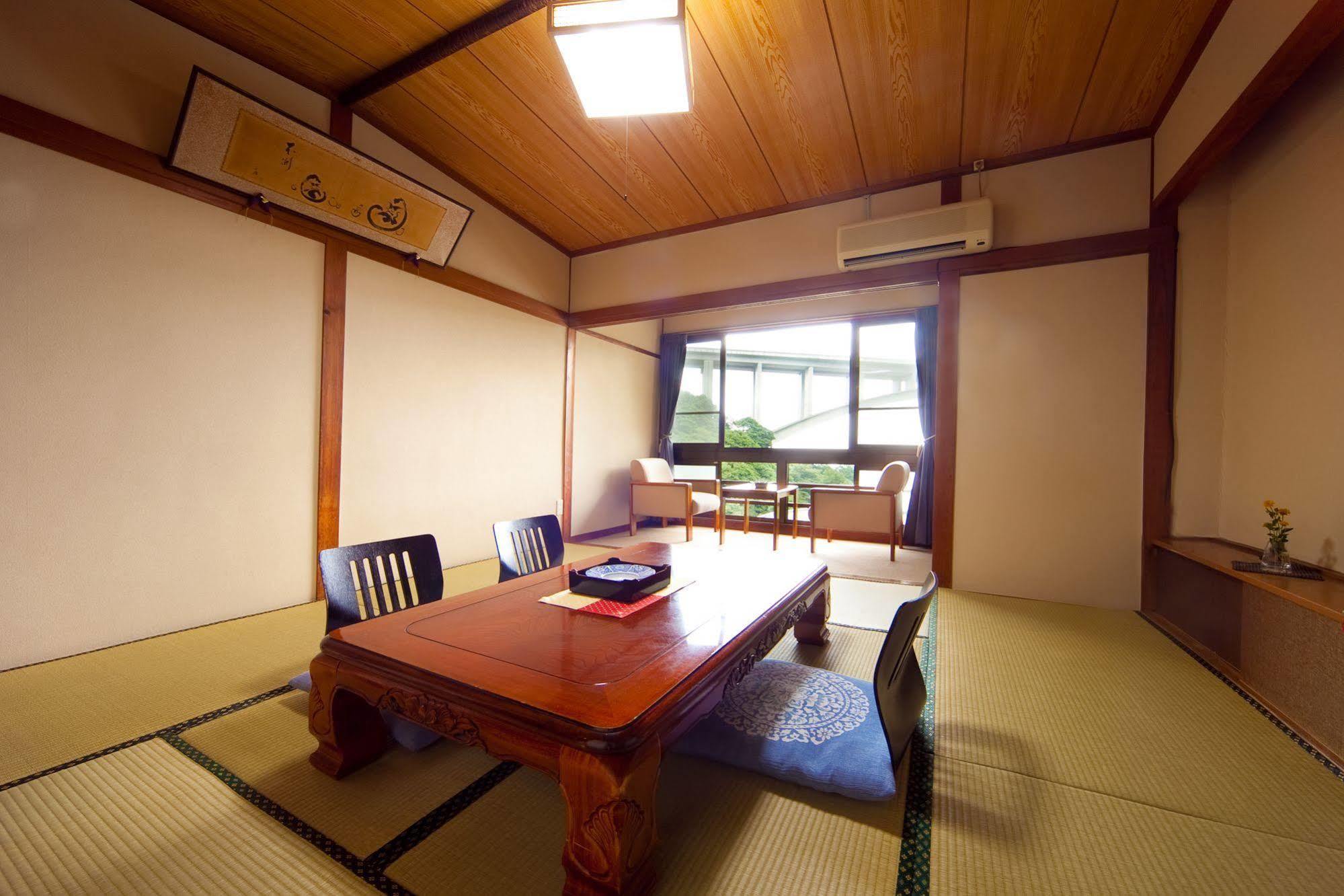 Okamotoya Hotell Beppu Exteriör bild