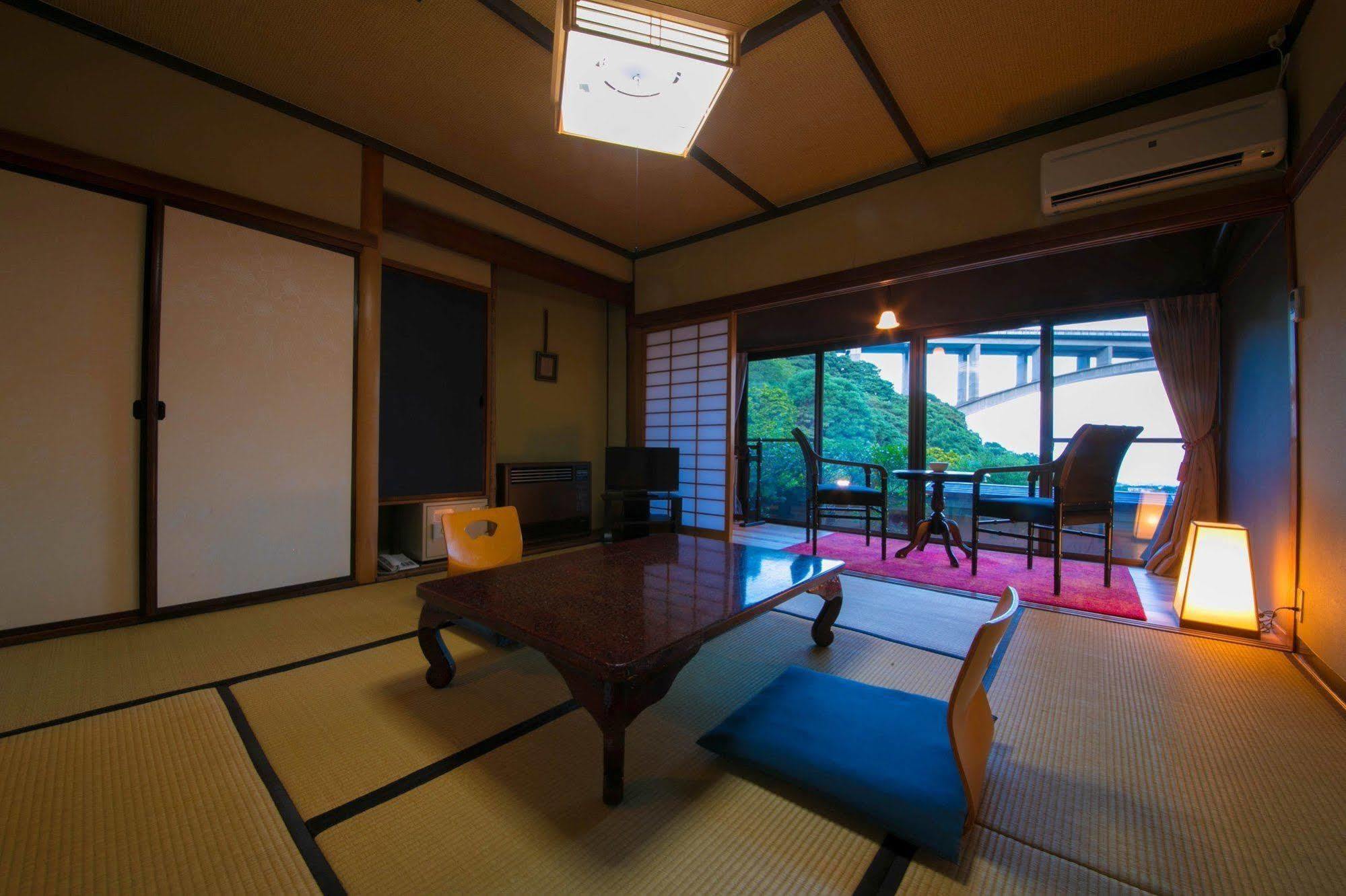 Okamotoya Hotell Beppu Exteriör bild